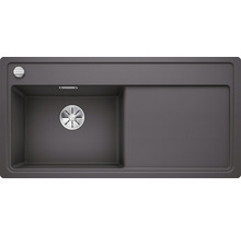 Spoelbak van steen met afdruipvlak