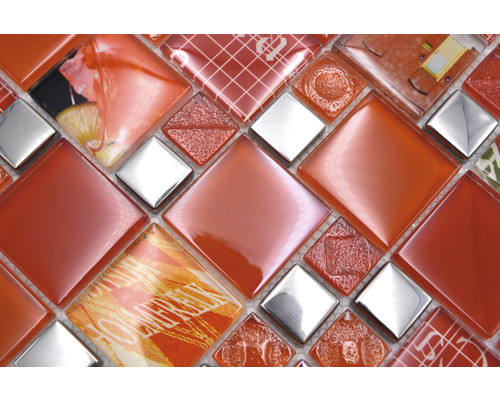 Mozaïektegels met vierkante en ruitvormige elementen