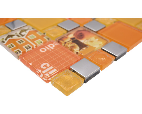 Mozaïektegel met huis motief, bloem motief en belettering