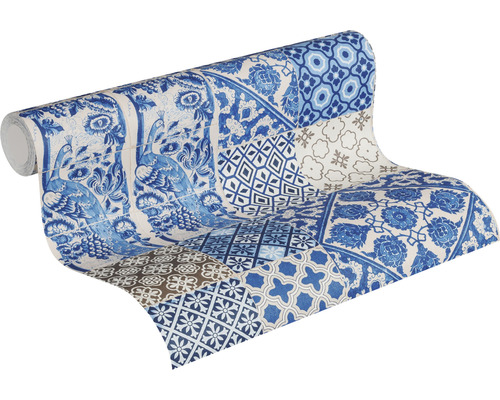 Behangrol met blauw patchworkpatroon