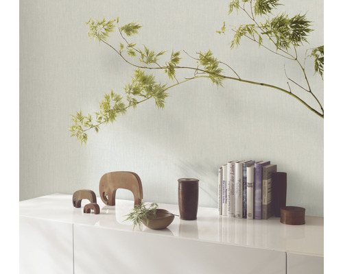 Decoratieve kamer met behang, meubels en accessoires