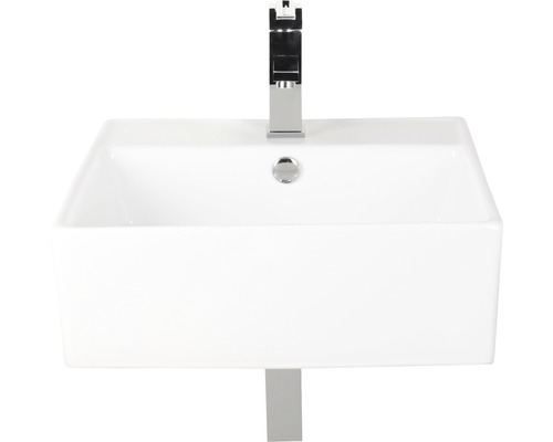 Keramische wastafel met kraan