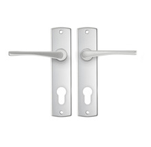AXA Deurkruk paar Curve met kruk Vlinder op schild met profielcilindergat PC72 aluminium F1