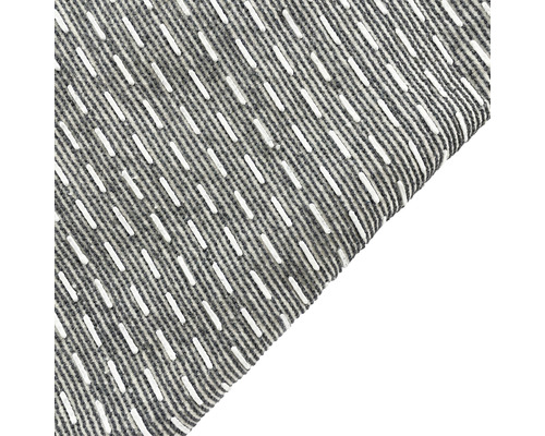 Decoratieve stof met streepmotief en borduursel