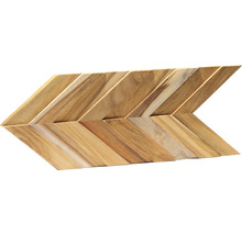 Houten wandbekleding in pijldesign