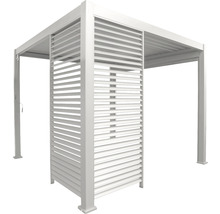 Vrijstaande witte aluminium pergola met lamellenwand