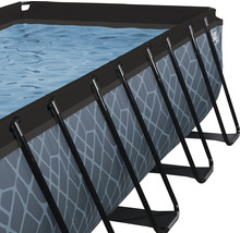 Detail van een framezwembad met water