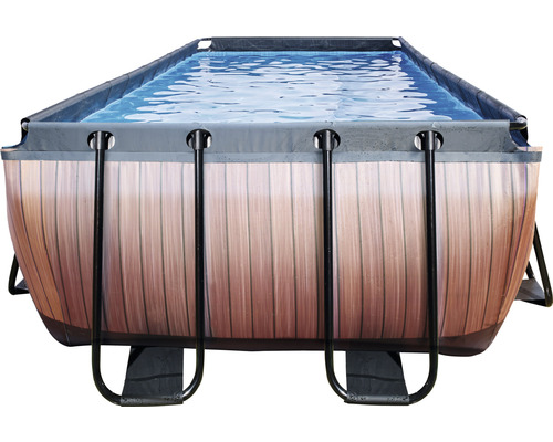 Rechthoekig zwembad met houten bekleding en stalen frame