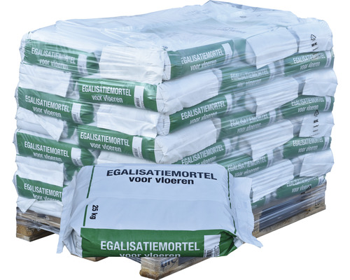 Pallet met zakken egalisatiemortel