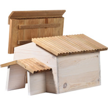 Insectenhotel van hout met gegolfd dak