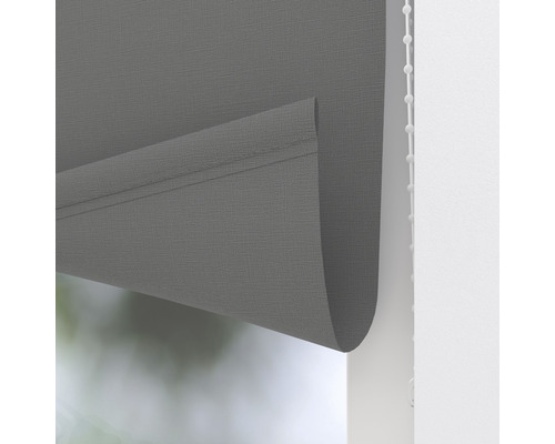 Gordijn van grijze stof met kettingbediening