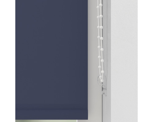 Rolgordijn met kettingbediening in raam