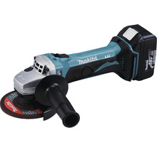 MAKITA Accu combiset DLX6046: klopboor-/schroefmachine DHP458Z + slagschroevendraaier DTD152Z + haakse slijper DGA452Z + handcirkelzaag DSS610Z + reciprozaag DJR186Z + LED werklamp DML802 (incl. 3x accu 18V/3,0Ah, lader en tas)