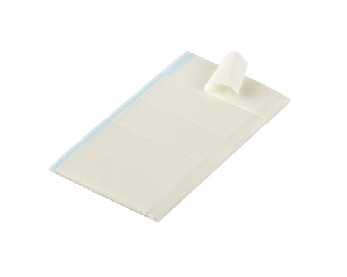 Meerdere medische wondverbanden op een ondergrond