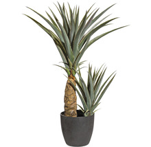 Kunstmatige Yucca-palm in pot als decoratie voor binnen