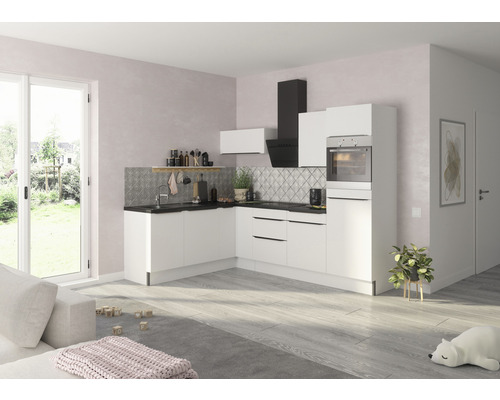 OPTIFIT Hoekkeuken met apparatuur Arvid986 wit mat 270x200 cm Lichte keuken met witte kasten, zwart aanrechtblad en afzuigkap in een moderne ruimte