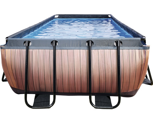 Rechthoekig zwembad met houten bekleding en stalen frame