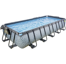 Rechthoekig zwembad met stalen frame en wateroppervlak