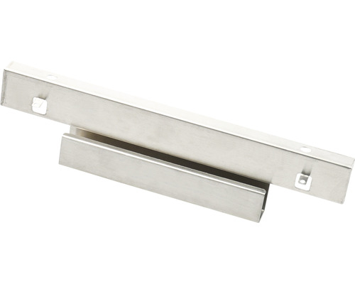 Metalen profiel met uitsparingen en bevestigingsgaten