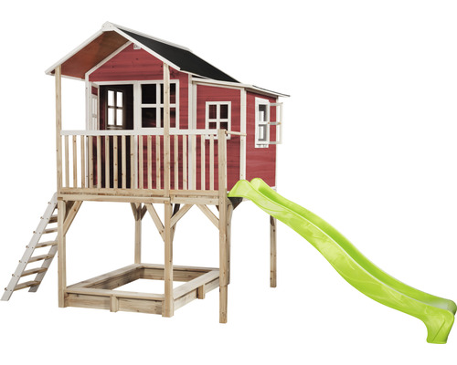 Speelhuis met glijbaan en zandbak voor in de tuin