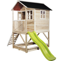 Houten speelhuis met glijbaan en zandbak