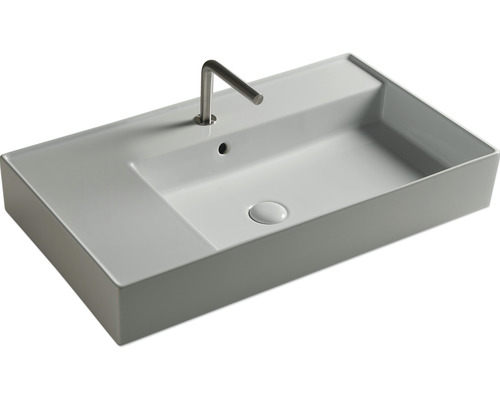 Rechthoekige keramische wastafel met kraan