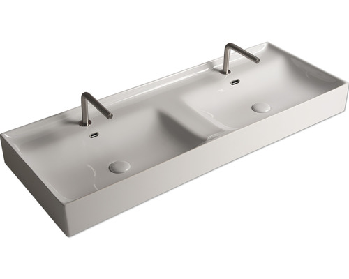 Dubbele wastafel met twee kranen