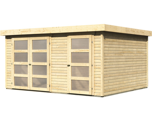 Houten tuinhuis met ramen in de deuren.