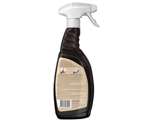 Sprayfles met reiniger voor meubels en vloeren