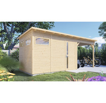Tuinhuis met aanbouw en fietsen in de tuin