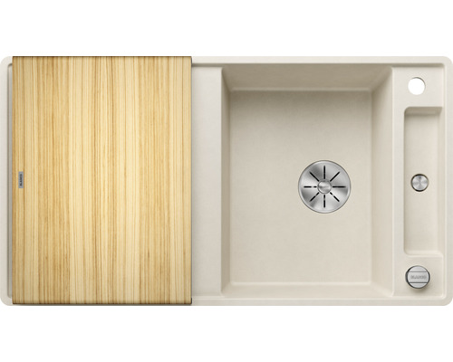 Spoelbak met houten snijplank