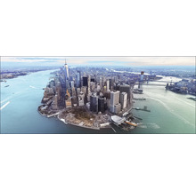 Panoramische opname van Manhattan, New York met wolkenkrabbers en waterwegen