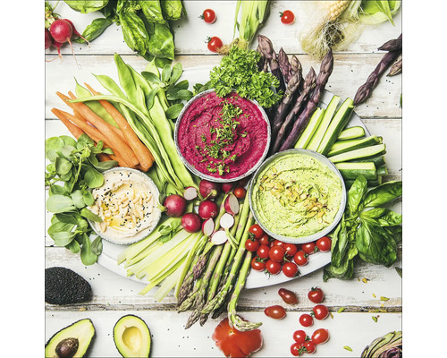 PURE LIVING Schilderij glas Groentekeuken II 50x50 cm Groenteplateau met dips, wortelen, groene bonen, radijs, asperges, courgette, tomaten en avocado op een tafel