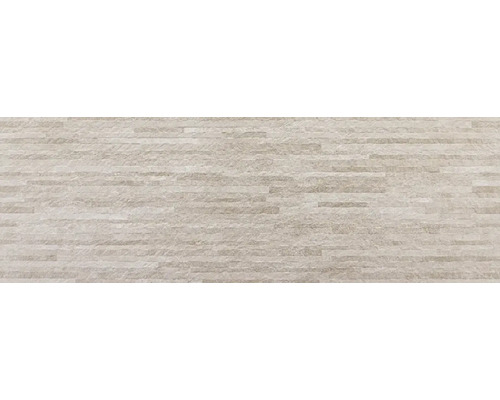 Wand met horizontaal geplaatste natuursteenstrips