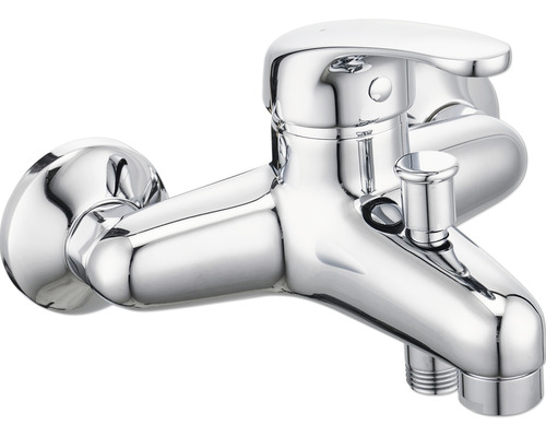 Glanzende chromen badkraan voor wandmontage