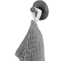 Handdoekhouder met grijze handdoek