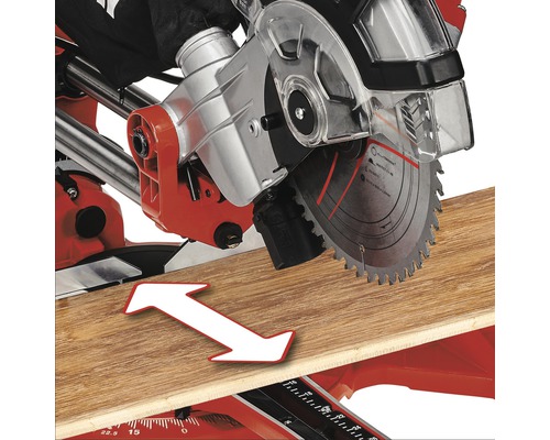 Afkort- en verstekzaag snijdt een stuk hout