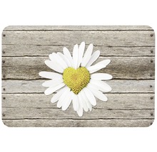 Decoratieve mat met madeliefjesmotief op houtlook