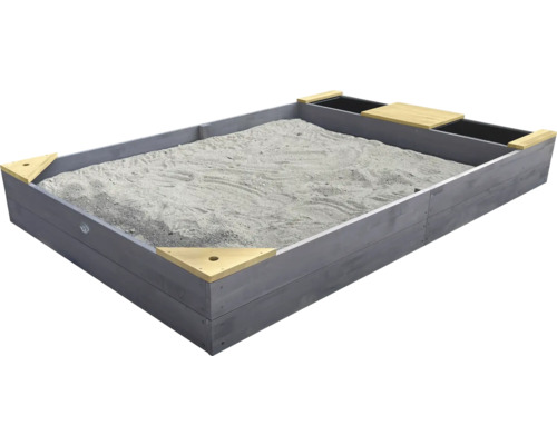 Houten zandbak gevuld met zand en opbergvakken