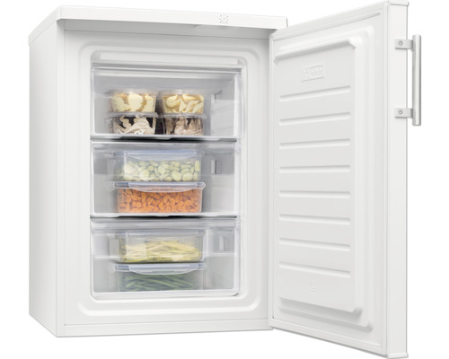 Vriezer met open deur en transparante laden gevuld met voedsel