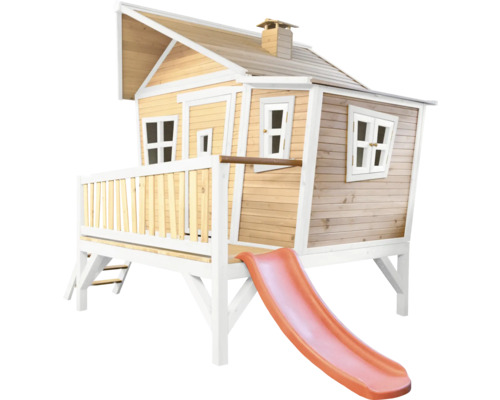 Houten speelhuis met glijbaan, ladder en ramen