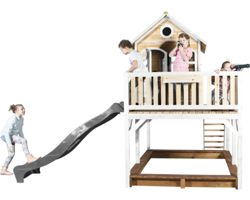 Speeltoren met glijbaan, zandbak en spelende kinderen