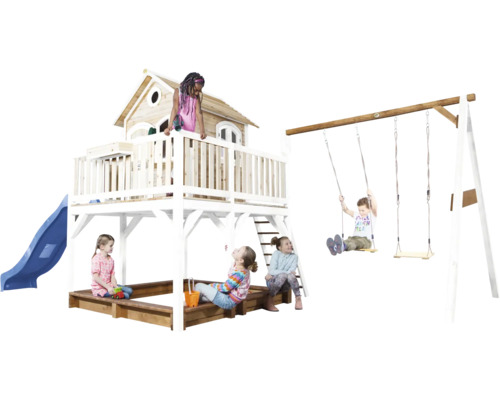 Speeltuin met schommel, glijbaan, speelhuis en zandbak voor kinderen