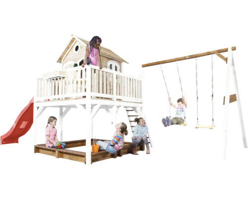 Speeltuin met speelhuis, glijbaan, zandbak en schommel voor kinderen