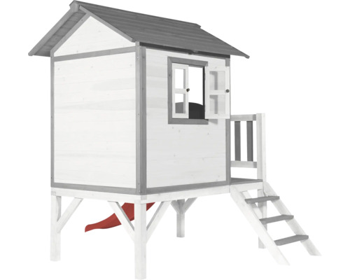 Houten speelhuis met glijbaan, trap en raam