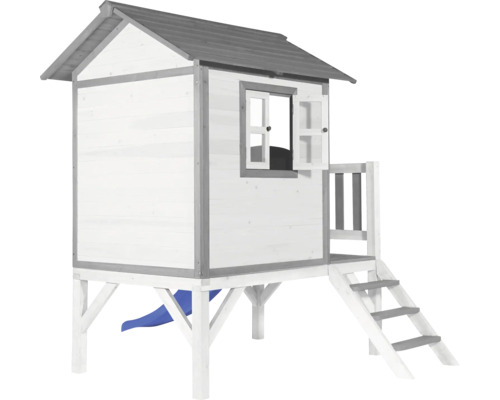 Houten speelhuis met glijbaan en trap