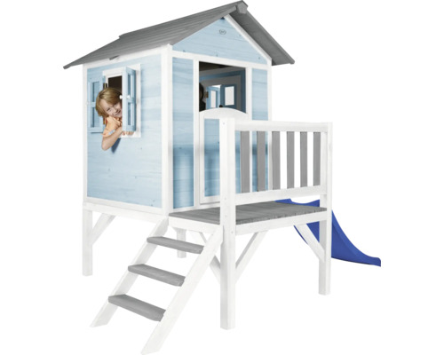 Houten speelhuis met glijbaan, trap en ramen voor kinderen