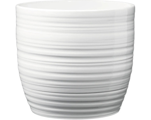 Witte bloempot met horizontale ribbelstructuur.
