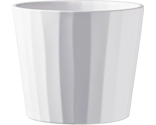 Witte bloempot met ribbelpatroon