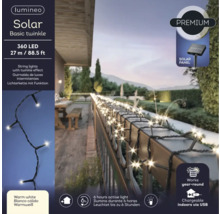 Solar lichtsnoer met 360 LEDs en 27 meter lengte op een terras